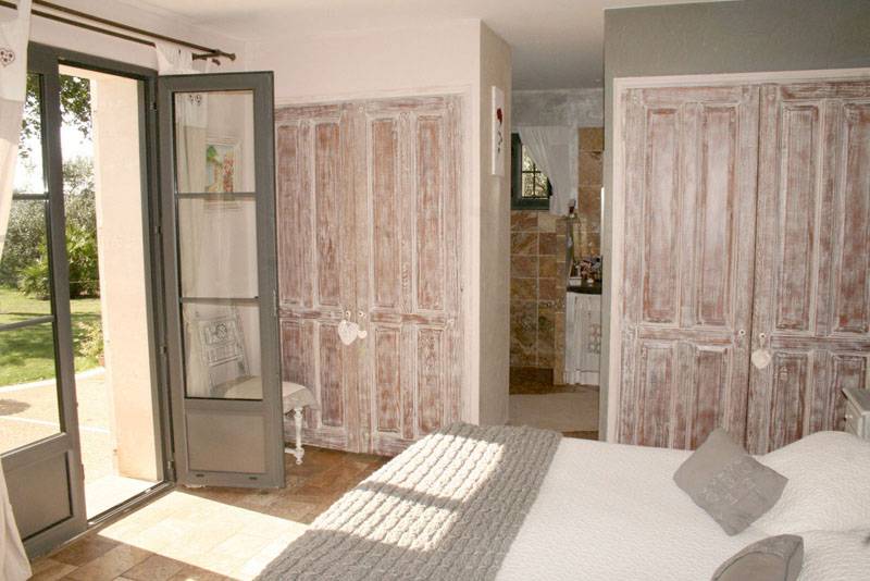 maison neuve en pierres En Drôme Provençale superbe réalisation de plain pied